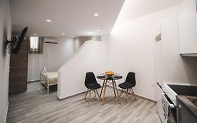 Contemporary Studios Historic Center By Corfuescapes